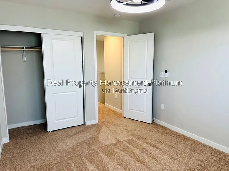 616 Ophelia Ave — Photo 7