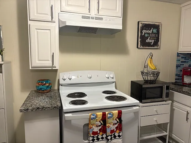 6524B Harrison Rd #B — Photo 11