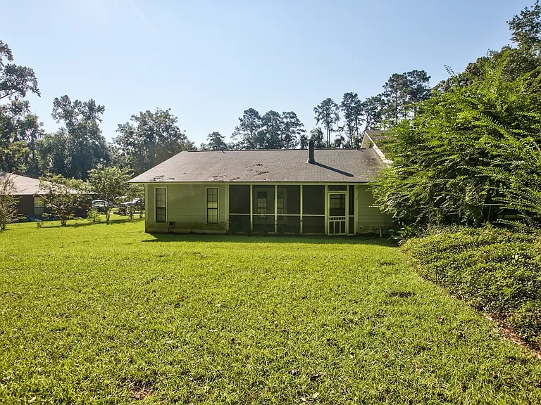 886 Meginnis Ln — Photo 22