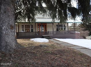 831 S 1st St, Saint Maries, ID 83861