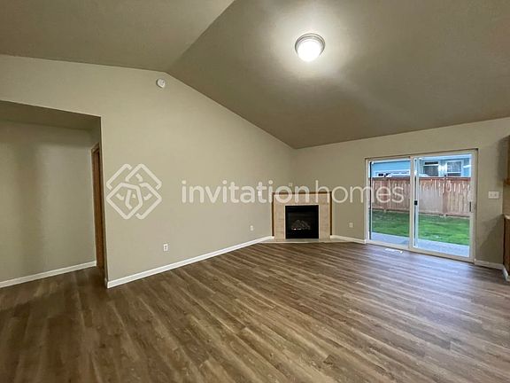3rd image of 19112 23rd Avenue Ct E