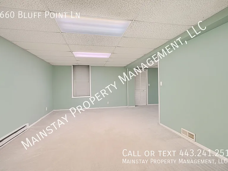 7660 Bluff Point Ln — Photo 24
