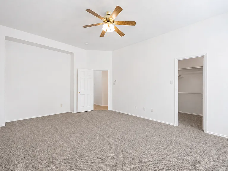 10057 Wyndbrook Dr — Photo 33