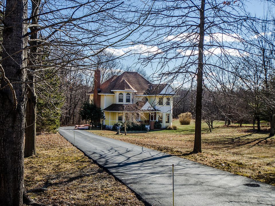 1st image of 73 Patrick Dr