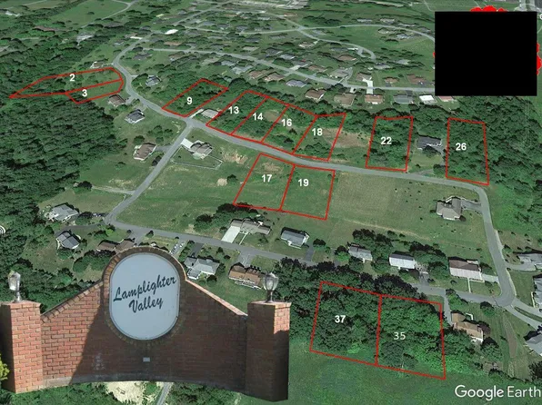 725 Lamplighter Dr, Lewisburg, WV 24901