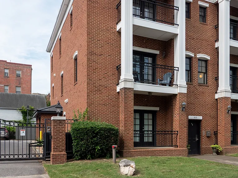 805A Westover Ave #1 — Photo 32