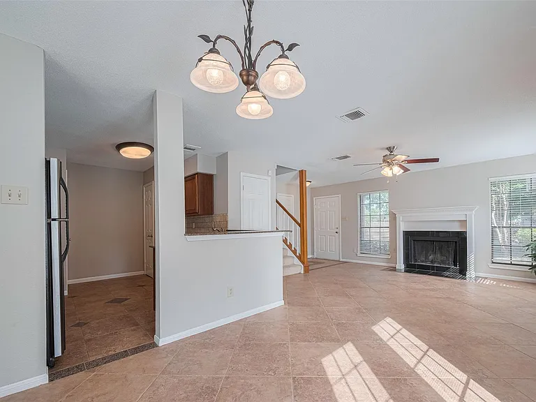 2211 S Kirkwood Rd #19 — Photo 11