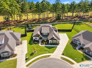 22216 Players Ln, Athens, AL 35613