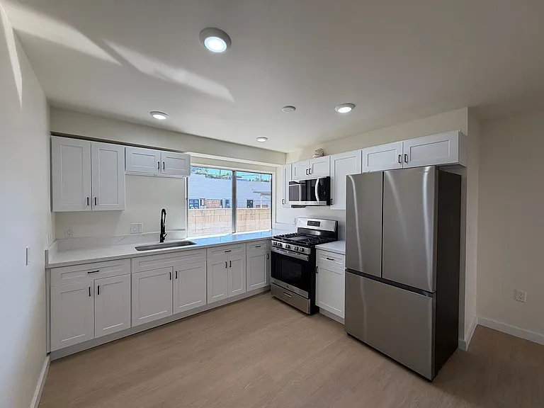 6079 La Prada St #102 — Photo 1