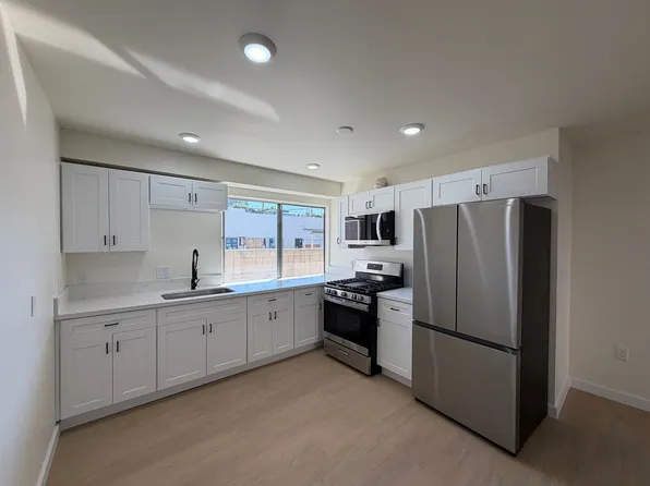 6079 La Prada St #102, Los Angeles, CA 90042