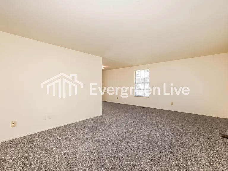 5722 Troy Villa Blvd — Photo 3