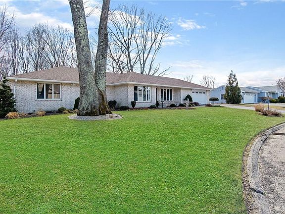 3rd image of 59 Bayview Dr