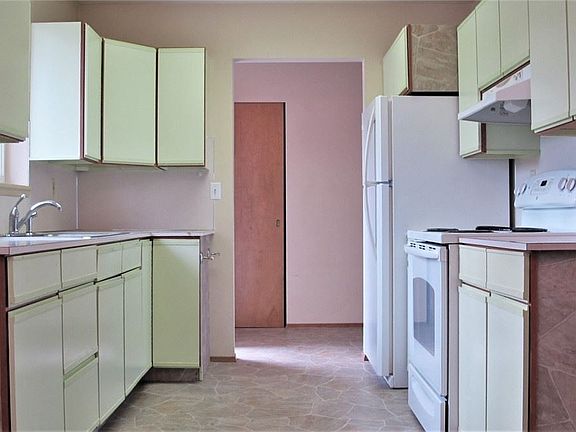 5th image of 1414 S I St