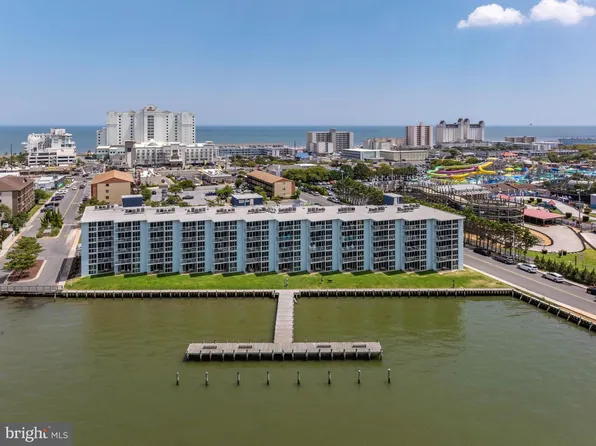 302 32nd St Unit 203, Ocean City, MD 21842