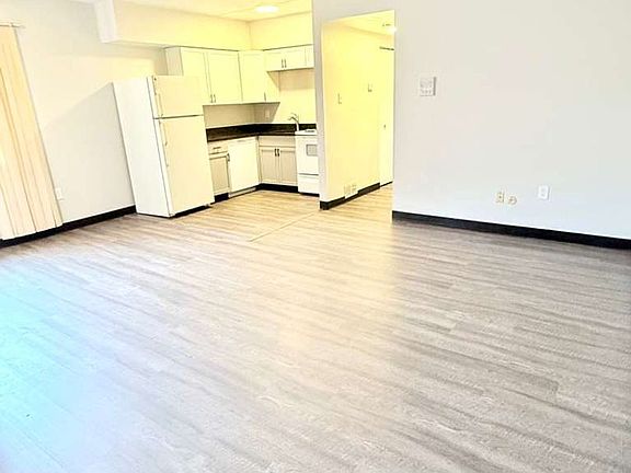 4th image of 464 South Ave APT C2