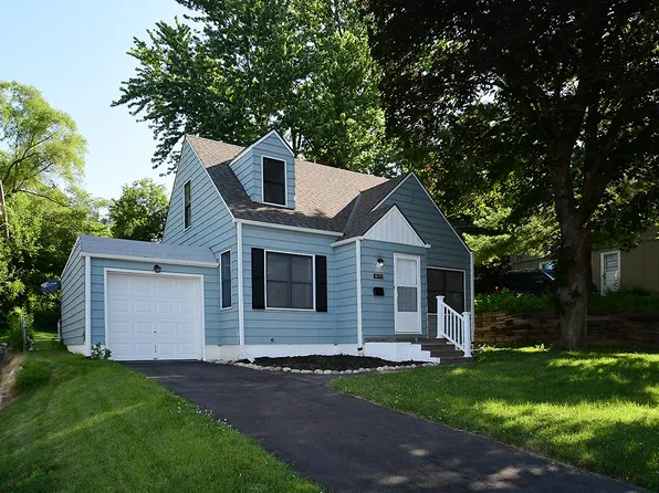 6010 Evans St, Omaha, NE 68104