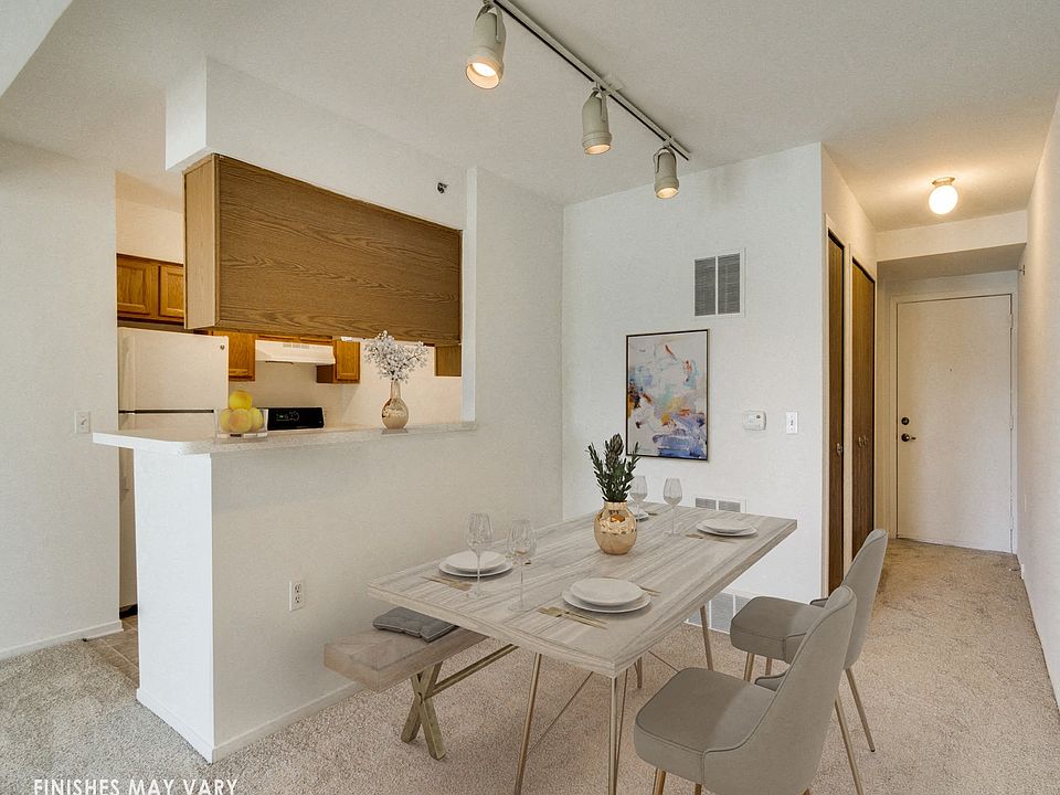 Malva Dining Area with Kitchen View