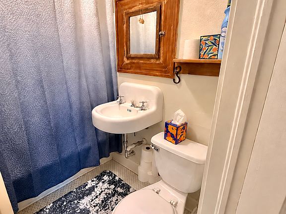 5th image of 128 S Mason St #3