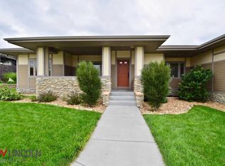651 Penrose Dr, Lincoln, NE 68521
