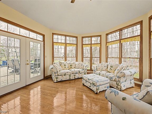 4th image of 7525 Berks Way