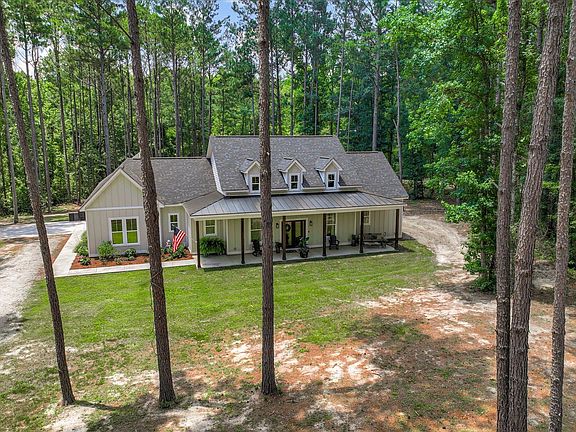 3rd image of 6684 Luckys Bridge Rd