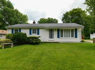375 Lincoln Ave, Mogadore, OH 44260