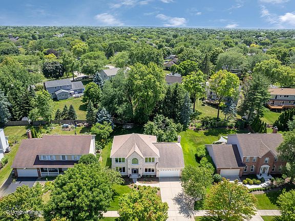 4th image of 307 Millcreek Ln