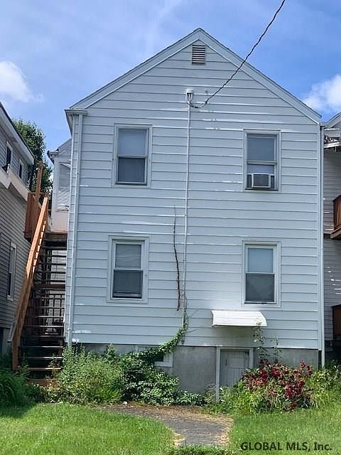 2nd image of 1524 5th Ave