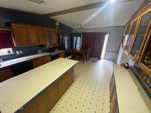 4th image of 1344 Little River Rd
