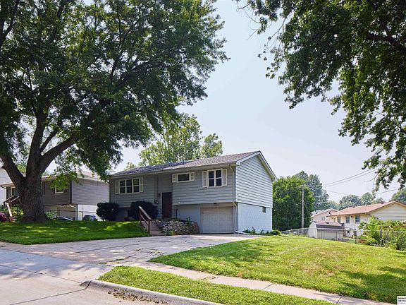 2nd image of 7530 S 89th St