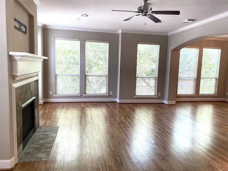 3227 Damico St — Photo 3