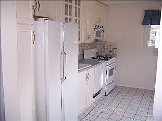 4th image of 5 Winston Ln