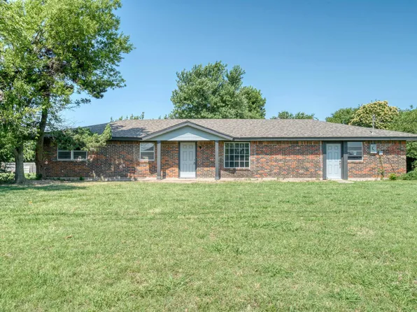 2823 S Eastern Ave, Moore, OK 73160