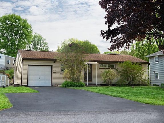 2nd image of 221 Kimberly Dr W