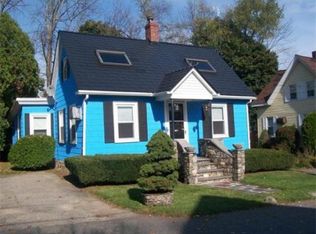 9 Lake Ave, Haverhill, MA 01830
