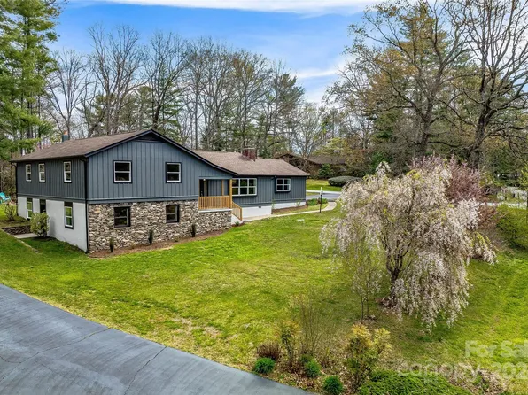 3200 Hickory Hill Rd, Hendersonville, NC 28792