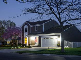 1277 Portchester Cir, Carol Stream, IL 60188