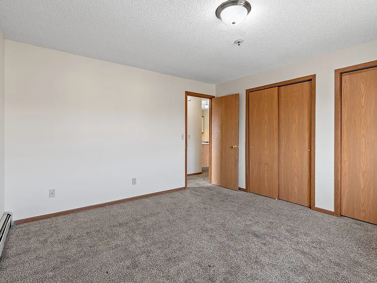 Camelot Square Living — Photo 10