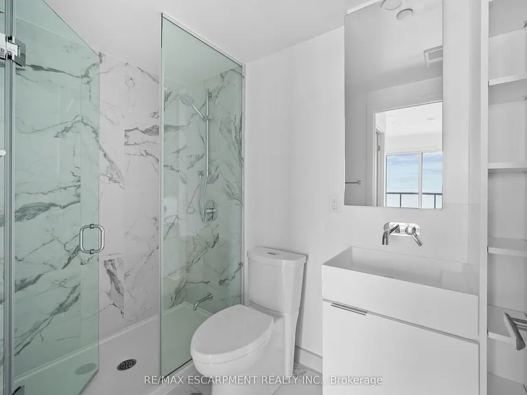 370 Martha St #1503 — Photo 10