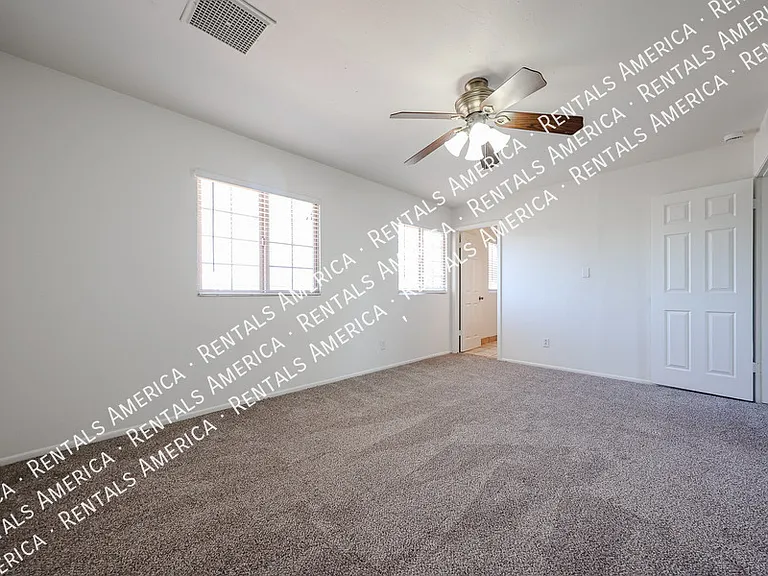 2723 S Estrella Cir — Photo 35
