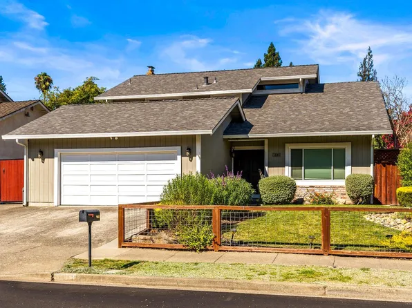 1135 Pinewood Drive, Napa, CA 94558
