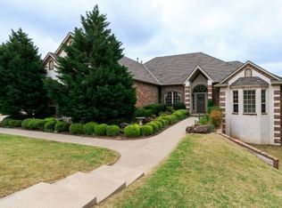 3312 Dogwood Ln, Edmond, OK 73034