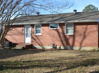 1301 Yeadon Rd, Chesapeake, VA 23324