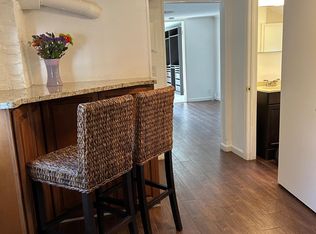 121 E Cedar St, Livingston, NJ 07039