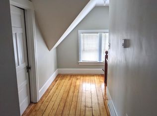 130 Vernon St, Worcester, MA 01610