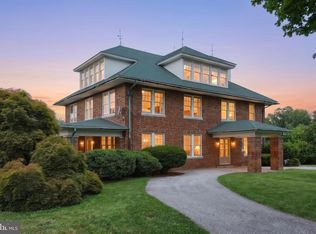 41 W Main St, New Park, PA 17321