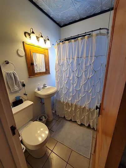 222 Logan Ave N #3 — Photo 11