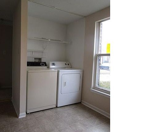 5th image of 4916 Finnegan Ct #4916