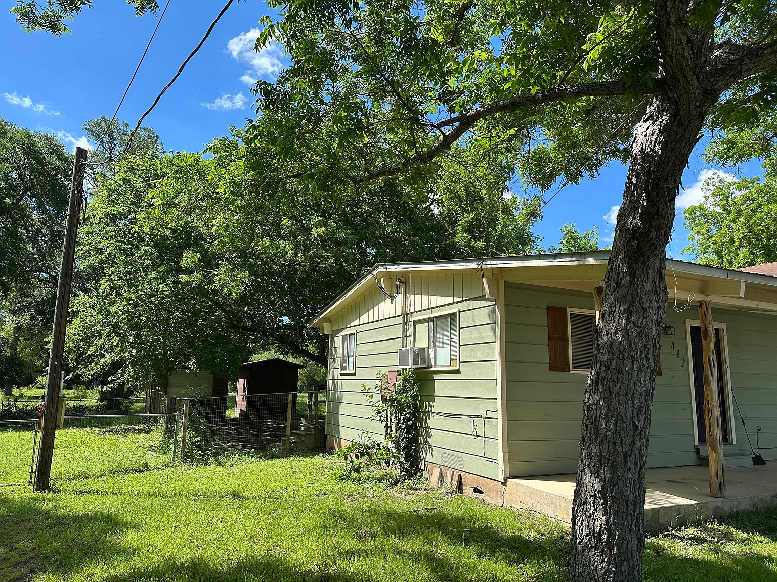 2 bed, 864 sqft, $1,350 — Photo 2
