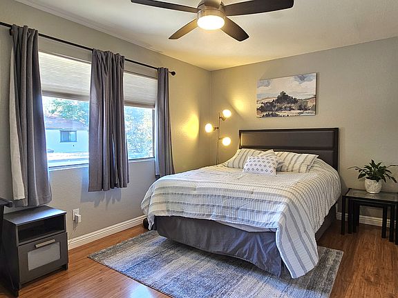 3rd image of 1910 W Palmyra Ave Unit 119